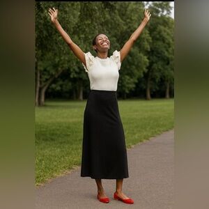 H&M black stretchy  ankle length skirt /elastic waist /slit down left side